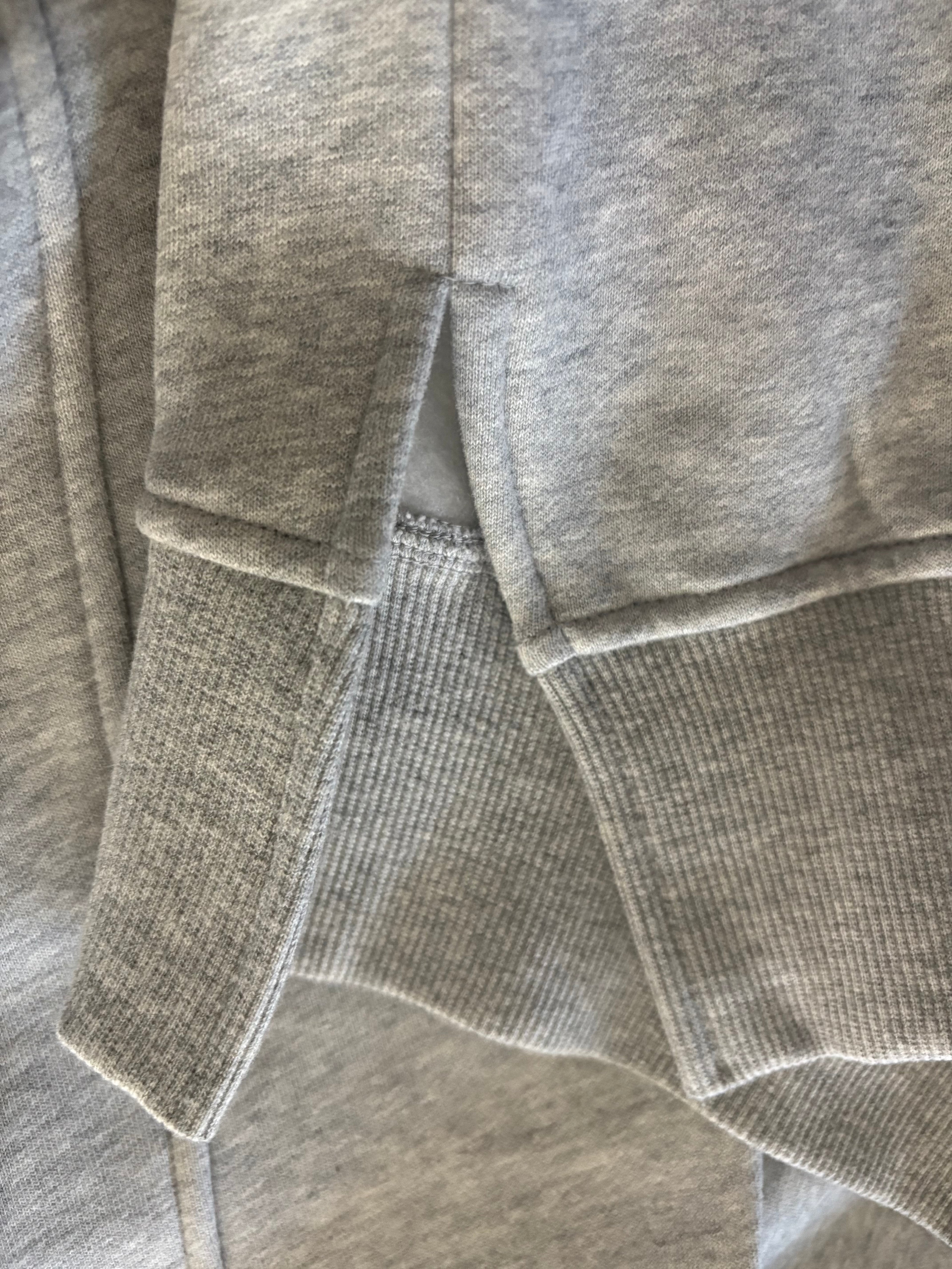 Oversized Cropped Sweatshirt – Slit Detail Signature Logo (DRAPEWORTH Edition)