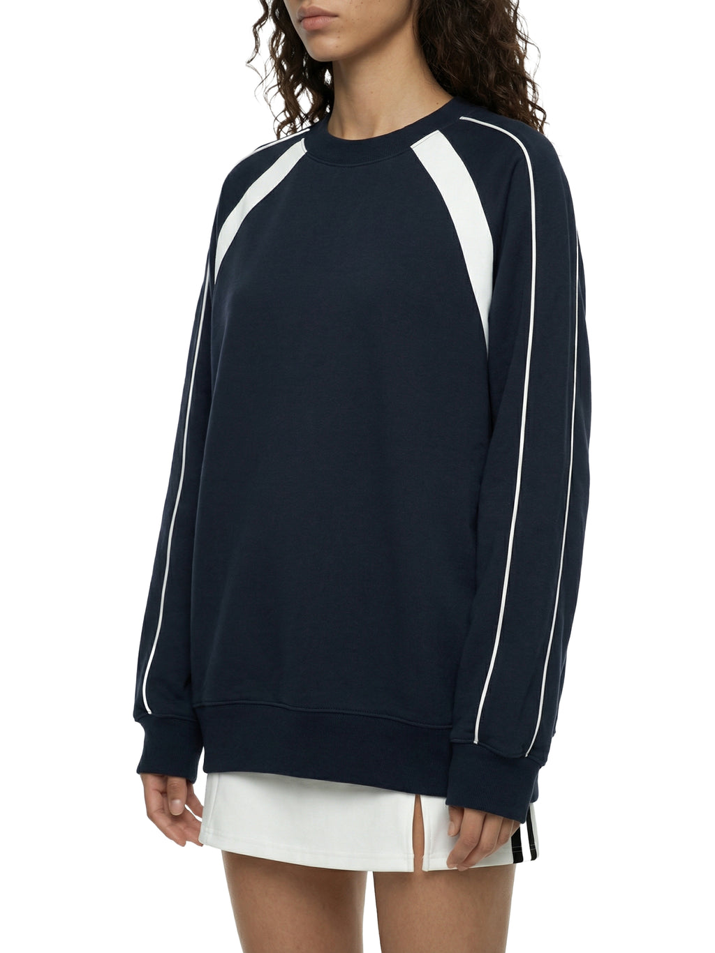 UNISEX RAGLAN CREW SWEATSHIRT – EVERYDAY COMFORT FIT (PREMIUM LAYERING ESSENTIAL)