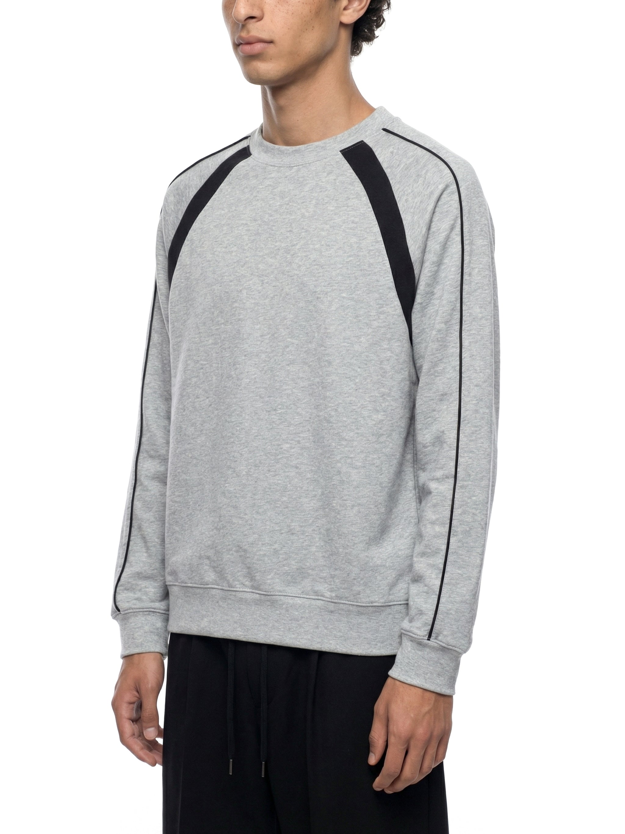 UNISEX RAGLAN CREW SWEATSHIRT – EVERYDAY COMFORT FIT (PREMIUM LAYERING ESSENTIAL)